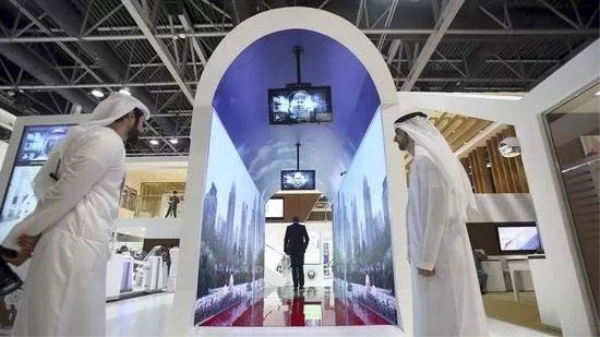 迪拜机场虚拟水族馆安检门，新颖更受欢迎